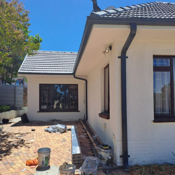 Seamless Aluminum Gutter Installation